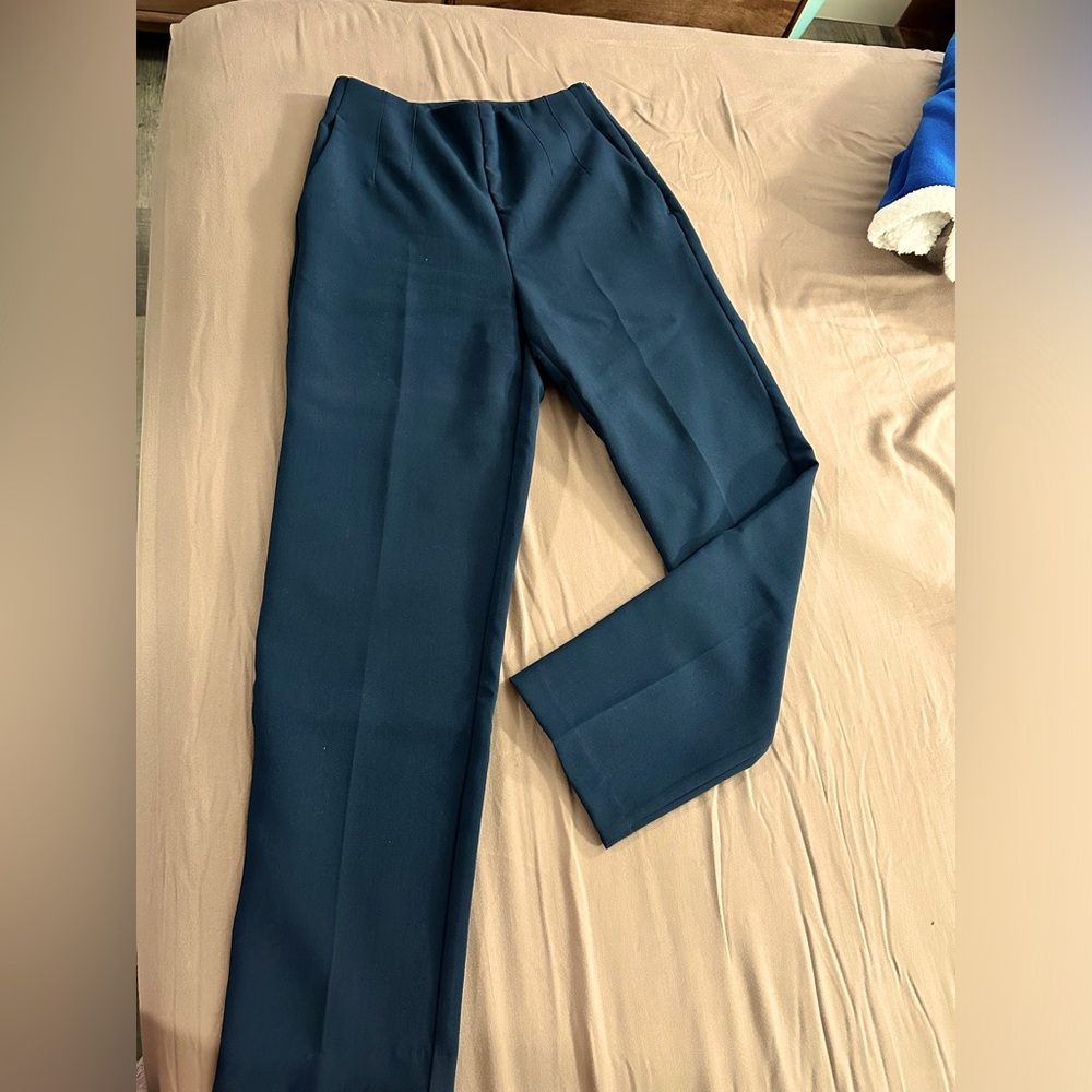 Dynamite pants in Size XS